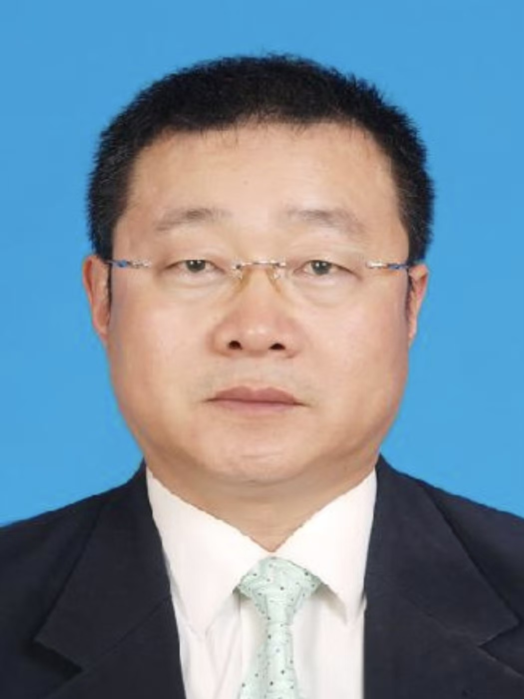 许传辉律师